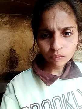 Snapshot of Saloni-Gupta chatting on December 16, 2025, 7:24 am Saloni-Gupta online show from December 16, 2025, 7:24 am