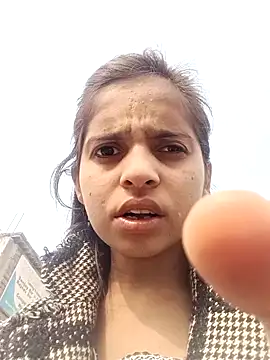 Snapshot of Saloni-Gupta chatting on December 21, 2025, 8:10 am Saloni-Gupta online show from December 21, 2025, 8:10 am