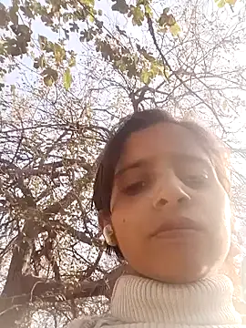 Snapshot of Saloni-Gupta chatting on January 8, 2026, 9:22 am Saloni-Gupta online show from January 8, 2026, 9:22 am