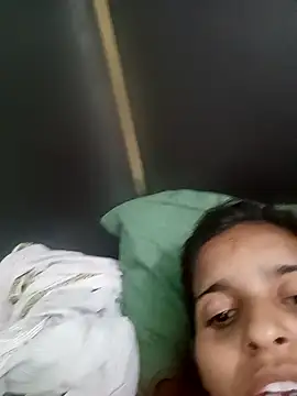 Snapshot of Saloni-Gupta chatting on March 23, 2026, 8:46 pm Saloni-Gupta online show from March 23, 2026, 8:46 pm