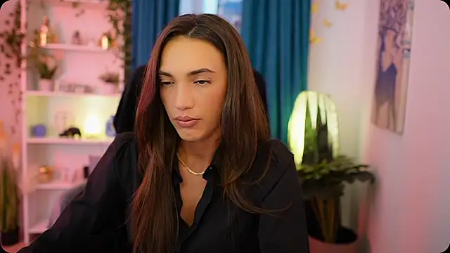 Alexis Love  online show from October 2, 2025, 1:18 pm