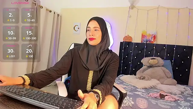 ShanaJamil online show from April 22, 2026, 12:07 pm