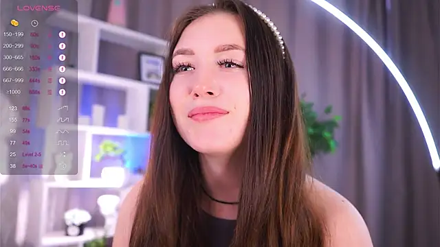 Snapshot of AlinaOrf chatting on October 26, 2025, 5:24 am AlinaOrf online show from October 26, 2025, 5:24 am