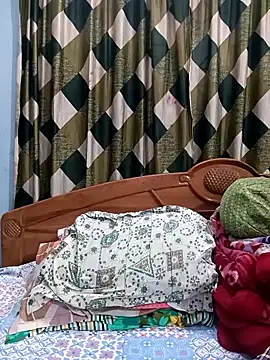 Deliciouskimi online show from November 12, 2025, 12:05 pm