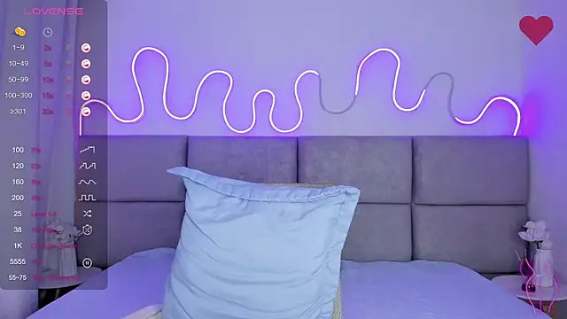 Anntonellaa online show from October 25, 2025, 12:34 pm