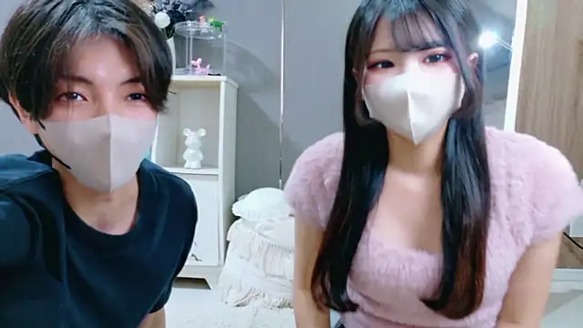 Ruru-shuv online show from November 15, 2025, 8:55 am