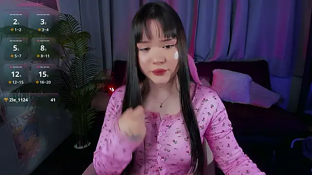  spicygirl online show from April 16, 2026, 9:39 pm