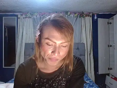 skarleth hot21 online show from October 28, 2025, 2:37 am