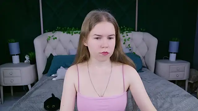 Alida Brice online show from November 6, 2025, 5:41 am