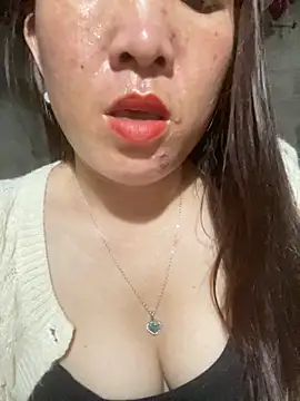 Luna-ass online show from December 5, 2025, 12:58 pm