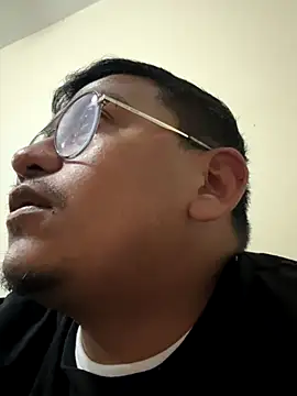 dannybs05 online show from October 16, 2025, 5:19 am