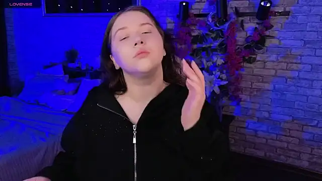 Snapshot of Selena_Muse chatting on November 27, 2025, 5:31 am Selena Muse online show from November 27, 2025, 5:31 am