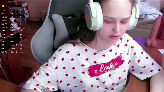 SharybbFace online show from April 5, 2026, 3:09 pm