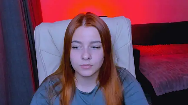 Snapshot of red__dizzy chatting on October 5, 2025, 9:34 pm red dizzy online show from October 5, 2025, 9:34 pm