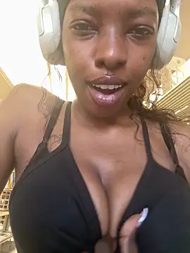 Oceanababe21 online show from April 17, 2026, 2:53 pm