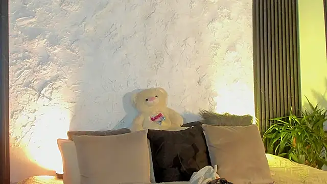 joselin rouse online show from November 22, 2025, 11:53 am