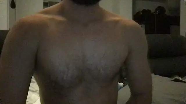 Snapshot of flambeur93 chatting on November 16, 2025, 2:33 pm flambeur93 online show from November 16, 2025, 2:33 pm