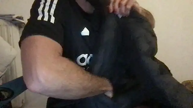 Snapshot of flambeur93 chatting on November 18, 2025, 4:44 pm flambeur93 online show from November 18, 2025, 4:44 pm