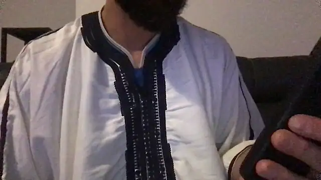 Snapshot of flambeur93 chatting on November 28, 2025, 7:16 pm flambeur93 online show from November 28, 2025, 7:16 pm