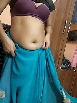 Snapshot of monarani5986 chatting on May 29, 2026, 5:11 pm monarani5986 online show from May 29, 2026, 5:11 pm