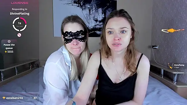 Snapshot of Linda_Bryant-Eva chatting on November 23, 2025, 2:44 am Linda Bryant-Eva online show from November 23, 2025, 2:44 am