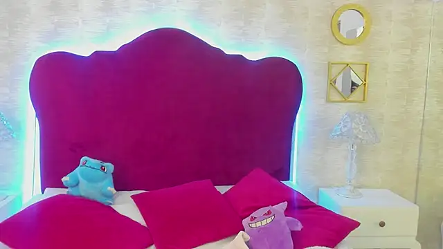 LaylaaDoll online show from September 26, 2025, 6:01 pm