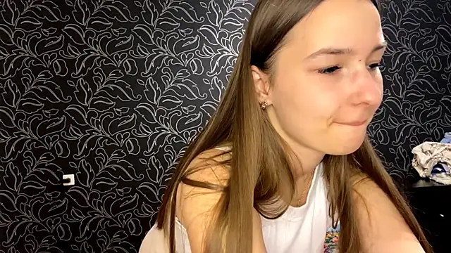 GemmaGunter online show from September 27, 2025, 8:14 pm