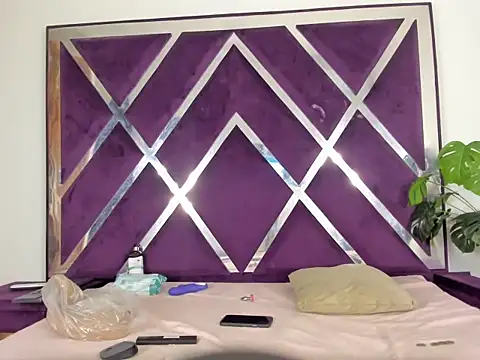 angelkyraasm online show from January 8, 2026, 12:51 pm