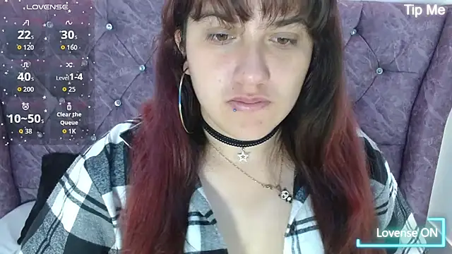 Snapshot of Pandy_888 chatting on November 27, 2025, 1:24 pm Pandy 888 online show from November 27, 2025, 1:24 pm