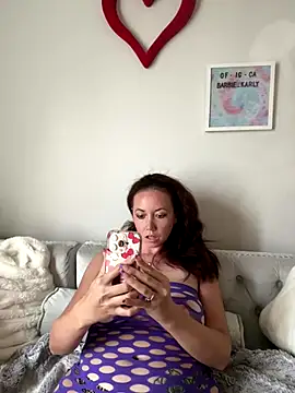 BarbieKarly online show from September 23, 2025, 7:39 pm