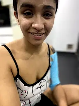 Isabella-Teen online show from October 27, 2025, 12:47 am