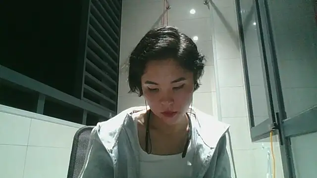 Snapshot of JennyCarpenter chatting on September 24, 2025, 4:10 pm JennyCarpenter online show from September 24, 2025, 4:10 pm