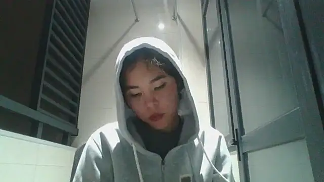 Snapshot of JennyCarpenter chatting on October 19, 2025, 11:44 am JennyCarpenter online show from October 19, 2025, 11:44 am