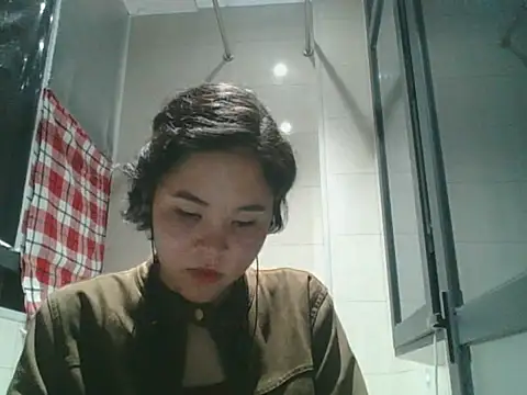 Snapshot of JennyCarpenter chatting on November 8, 2025, 11:32 am JennyCarpenter online show from November 8, 2025, 11:32 am