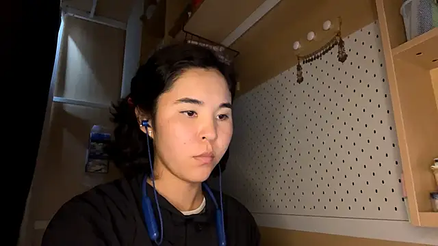 JennyCarpenter online show from April 14, 2026, 9:59 am