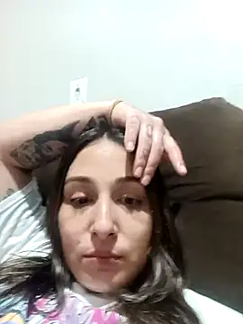 Snapshot of casalspfoz chatting on October 8, 2025, 11:13 pm casalspfoz online show from October 8, 2025, 11:13 pm