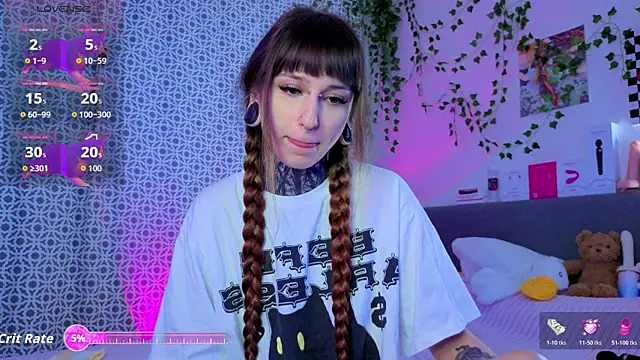 LilithPoison online show from May 15, 2026, 6:15 pm
