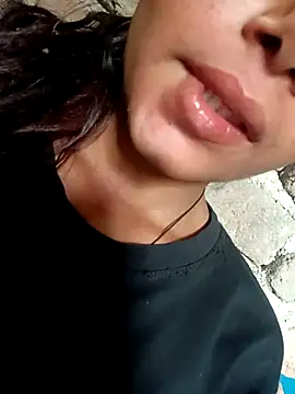 Aaisha-16 online show from March 31, 2026, 3:41 am