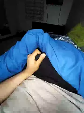 Alecumload online show from September 21, 2025, 2:24 am