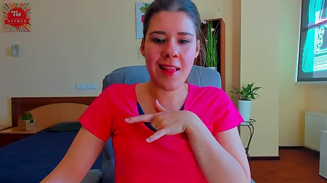 Joannia online show from October 5, 2025, 8:45 am