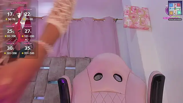 Mia royal online show from April 6, 2026, 5:14 pm