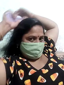 Mmm143 online show from April 3, 2026, 8:23 am