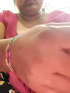 Mmm143 online show from April 4, 2026, 3:16 am