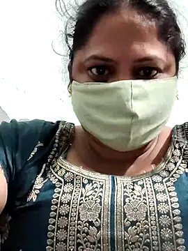 Mmm143 online show from April 7, 2026, 2:12 am