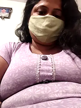 Mmm143 online show from May 7, 2026, 6:41 am