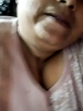 Mmm143 online show from July 25, 2026, 7:22 pm