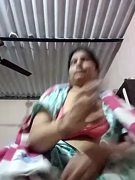 aliya-jaan71 online show from November 5, 2025, 6:08 pm