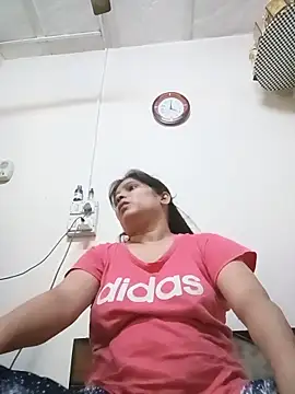aliya-jaan71 online show from May 30, 2026, 10:34 am