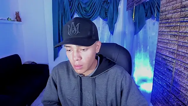 Hunteer Boy online show from October 2, 2025, 7:32 pm