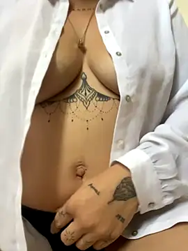 Snapshot of anonyme_hot47 chatting on October 1, 2025, 8:53 am anonyme hot47 online show from October 1, 2025, 8:53 am